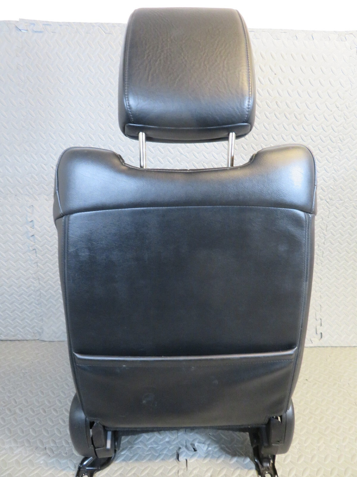 MAZDA CX7 NSF PASSENGER FRONT LEATHER SEAT 2009-2012