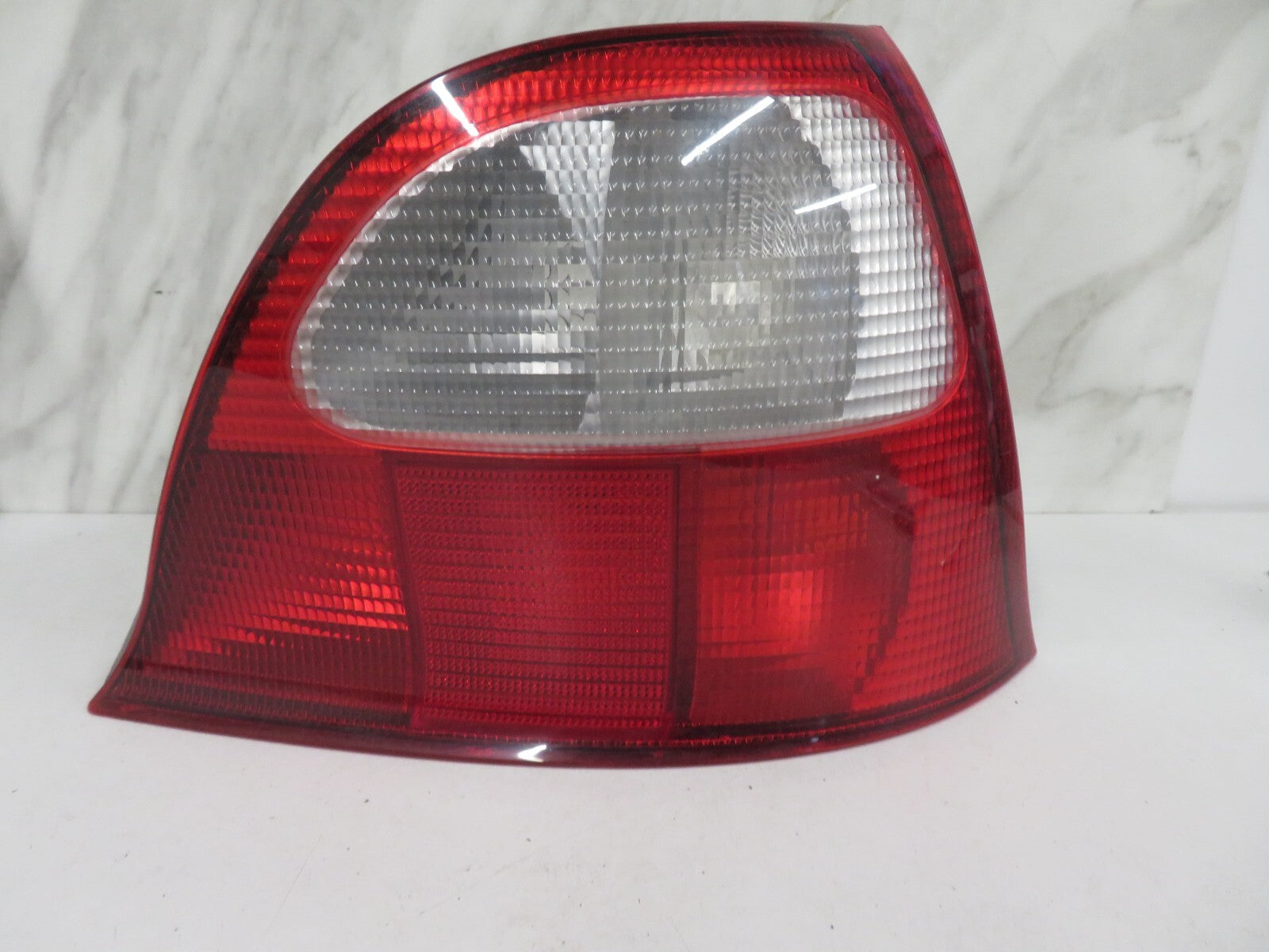 ROVER 25 OS DRIVER REAR TAIL LIGHT 1999-2005 BK1347