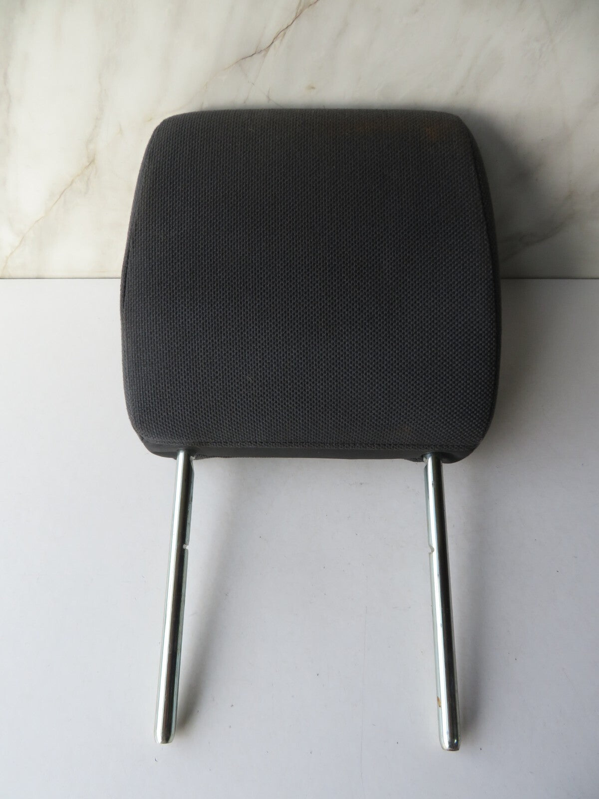 LAND ROVER DISCOVERY 3 REAR CLOTH HEAD REST MIDDLE L/R 2005-2009 AMS1115-16