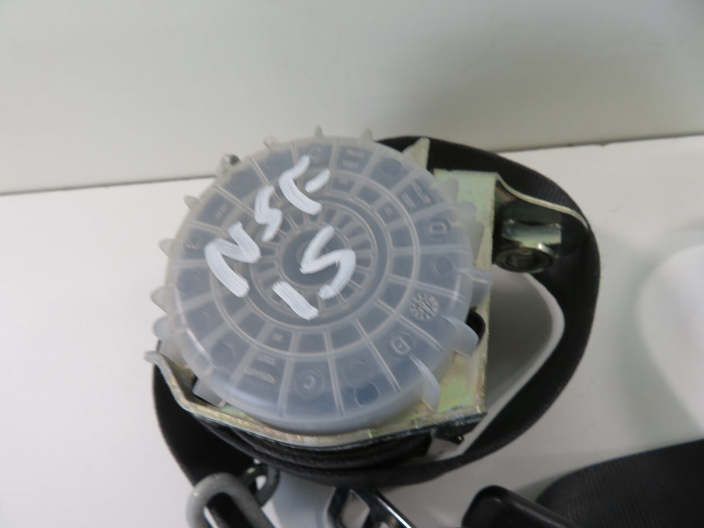 FORD C-MAX NSF PASSENGER SEAT BELT 3M51-R61295-DB 2006-2010 1319-15