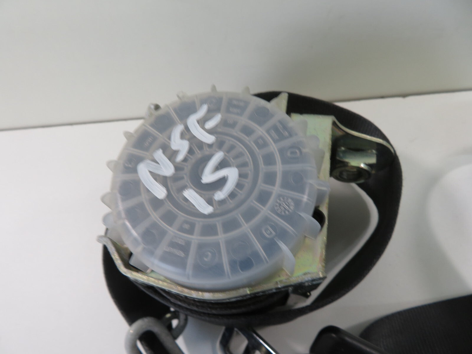 FORD C-MAX NSF PASSENGER SEAT BELT 3M51-R61295-DB 2006-2010 1319-15