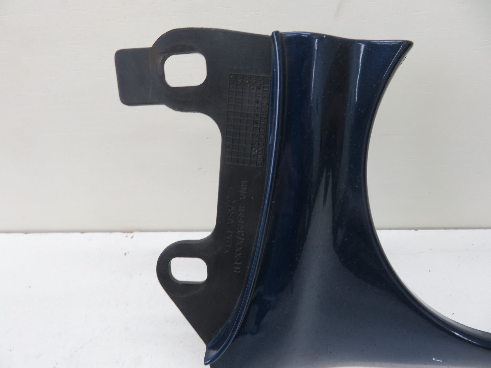 JAGUAR XJR NS FRONT HEADLIGHT SURROUND TRIM PASSENGER SIDE 1994-2001 1200-15