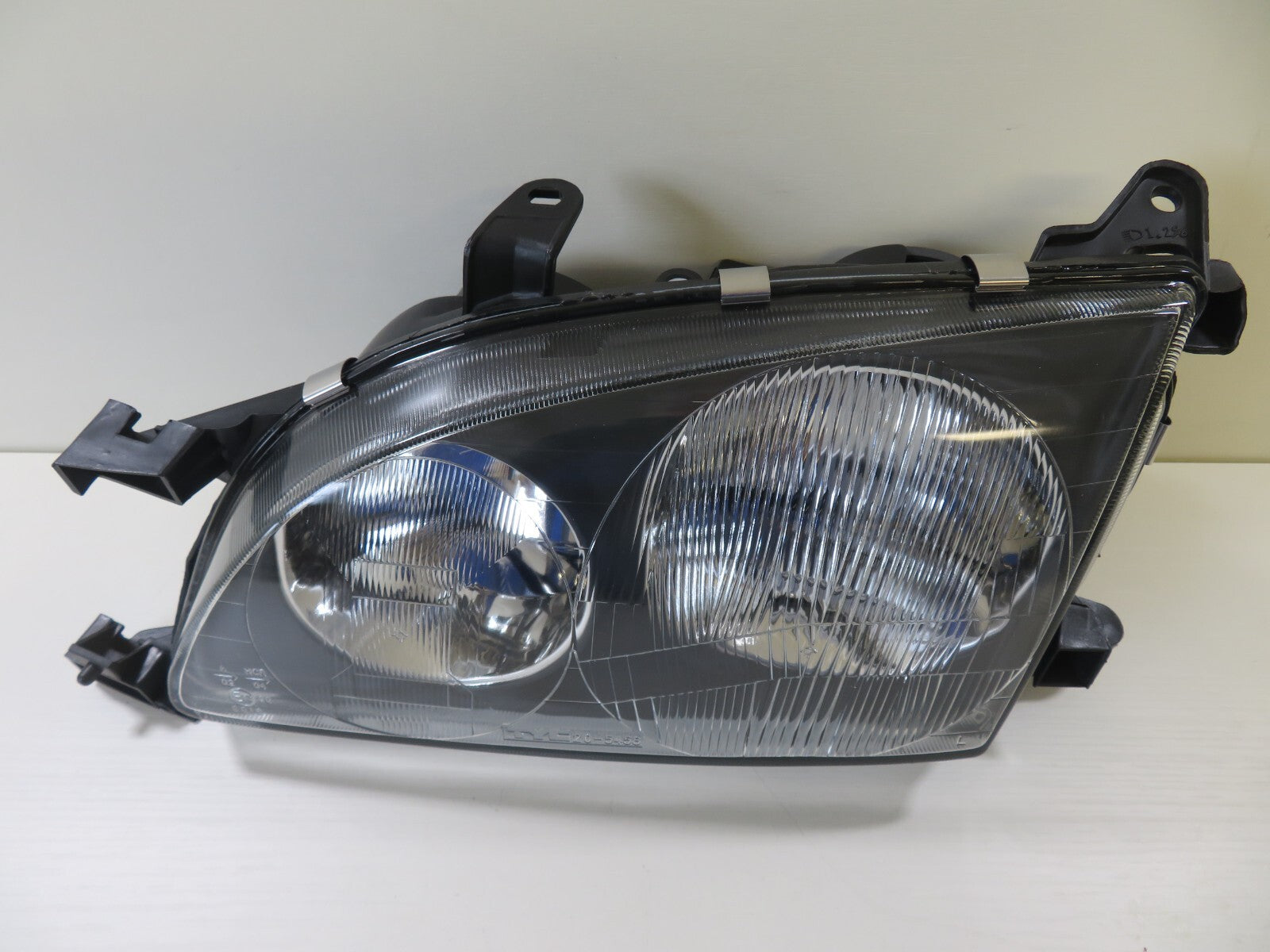 NS PASSENGER LH HEADLIGHT TYC 20-5458-08-2B FOR TOYOTA AVENSIS 1997-2000 #RMS