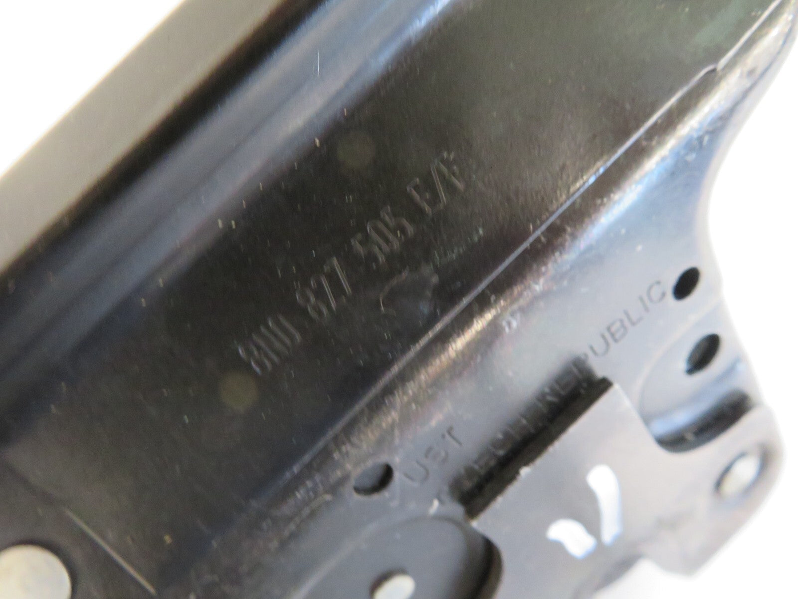 AUDI TT MK1 REAR TAILGATE BOOT LOCK CATCH 8N0827505E VWMIX1730-11