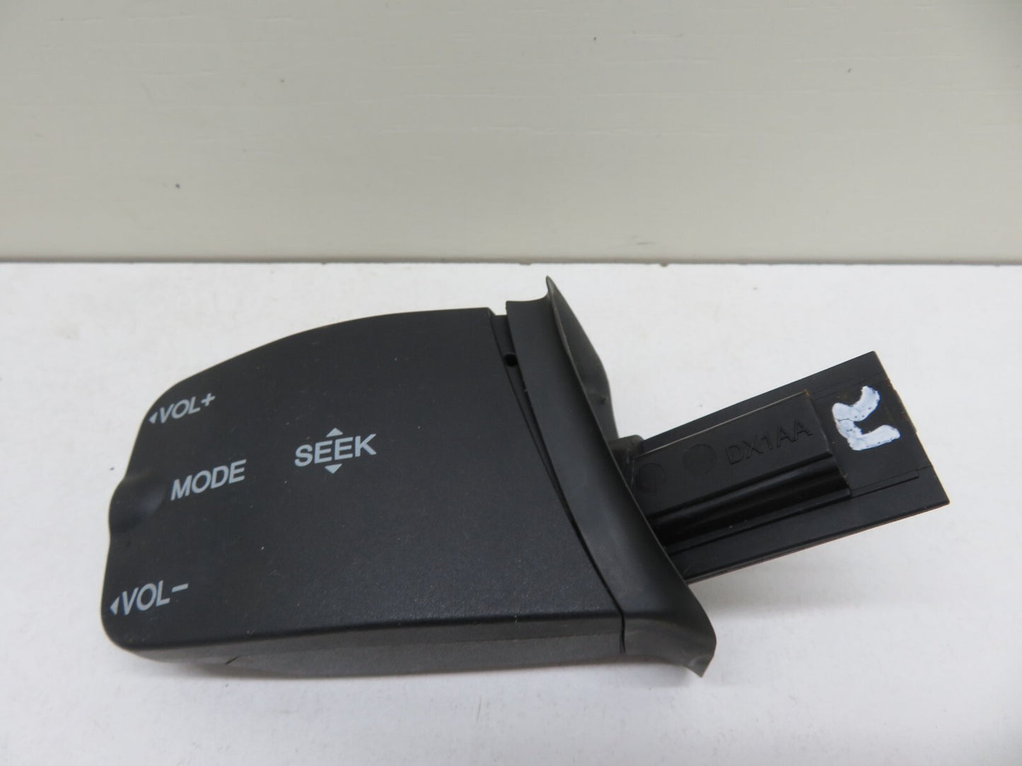 FORD FOCUS ST225 STEERING WHEEL VOLUME CONTROL SWITCHES 2005-2010 #1411-22