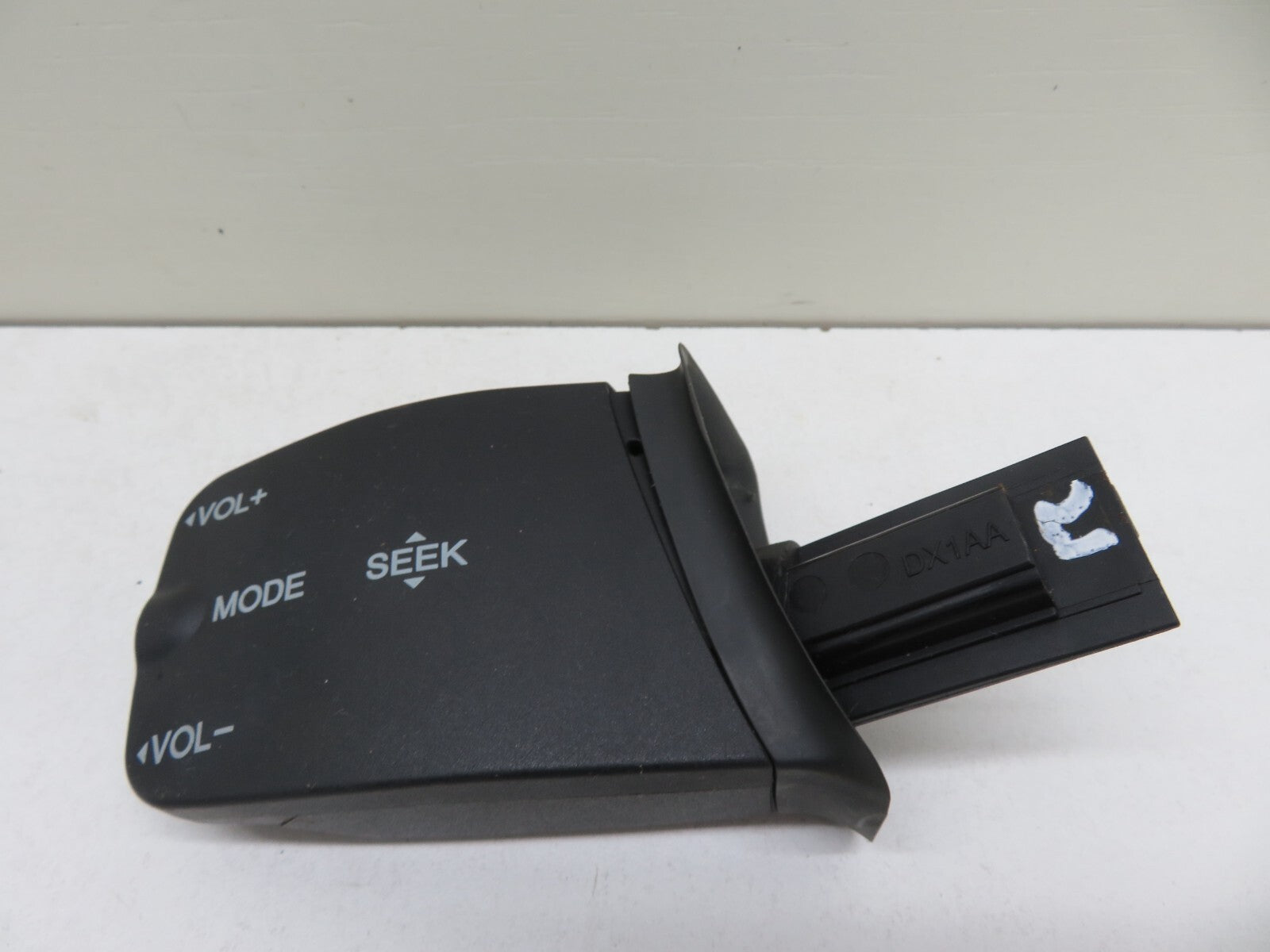 FORD FOCUS ST225 STEERING WHEEL VOLUME CONTROL SWITCHES 2005-2010 #1411-22