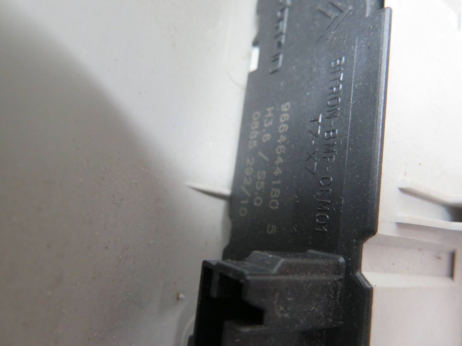 PEUGEOT 3008 INTERIOR ROOF LIGHT 9681370177 2008-2016 1421-3