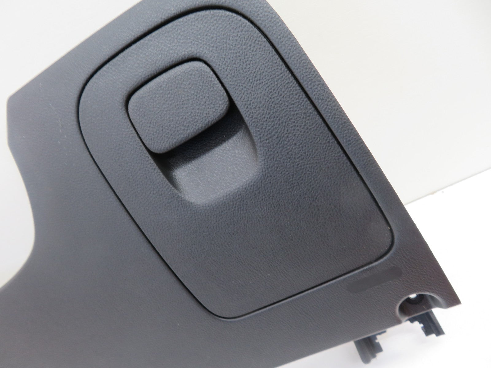 VAUXHALL MOKKA OS DRIVER GLOVE BOX STORAGE TRIM 2012-2016 1739-1