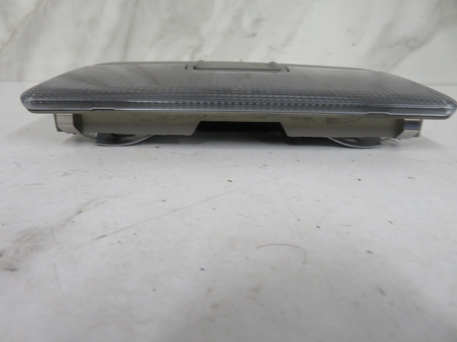 AUDI A8 D2 INTERIOR LIGHT 4B0947105B 1998-2002 1426-10