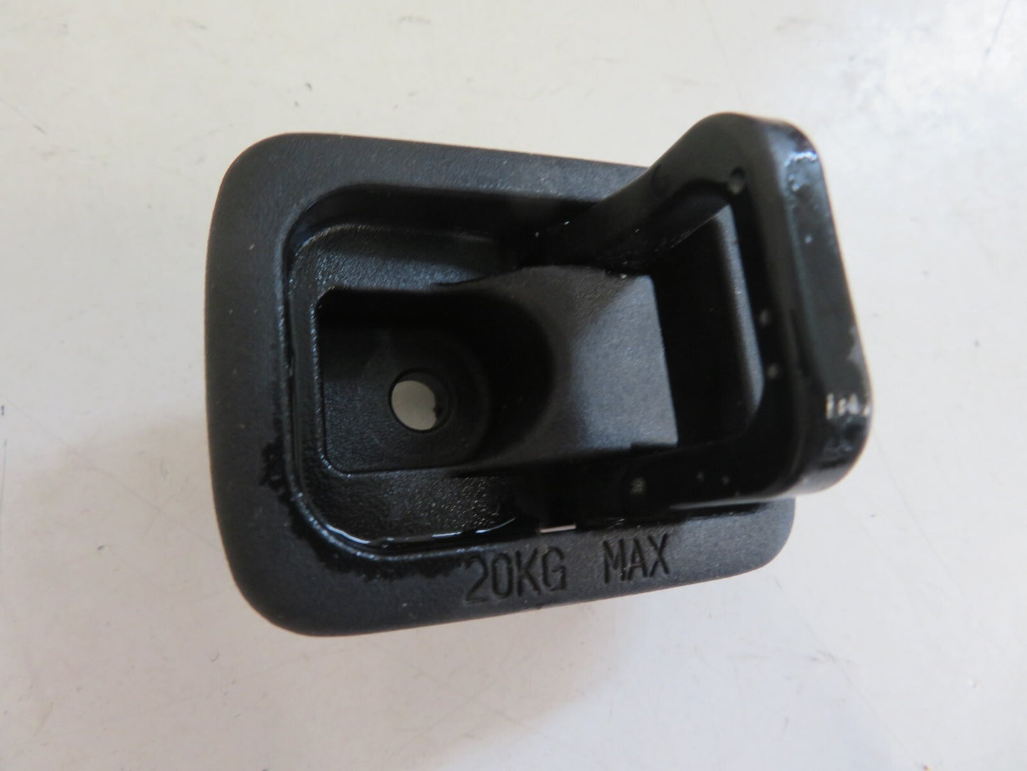 PEUGEOT 4007 BOOT ANCHOR TRIM 2007-2012 A1315-15