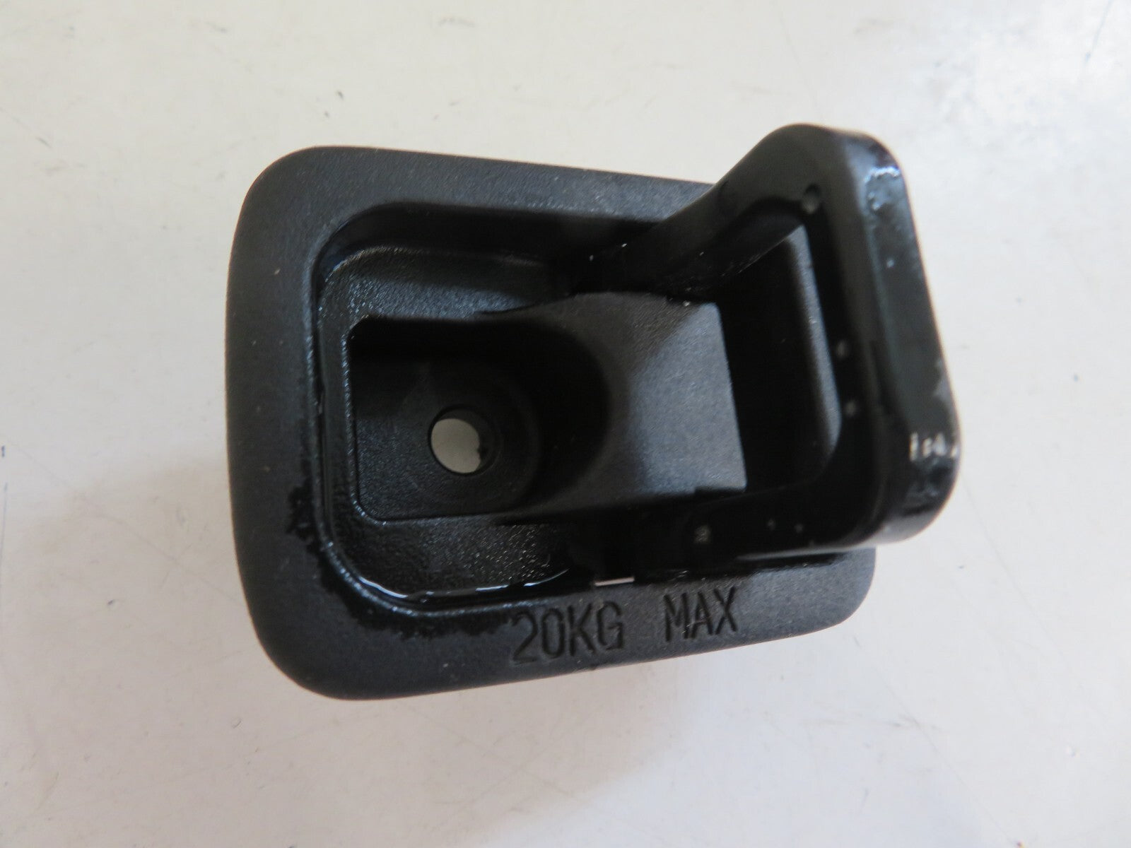 PEUGEOT 4007 BOOT ANCHOR TRIM 2007-2012 A1315-15