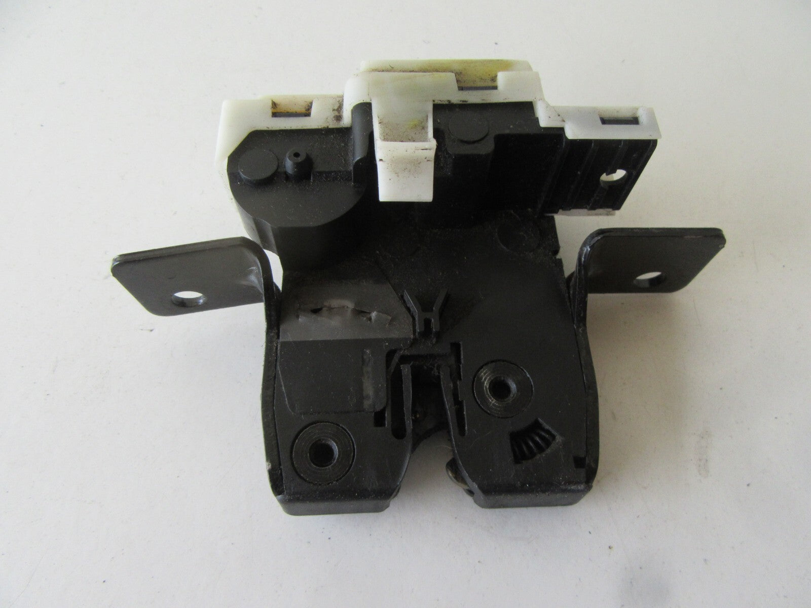 RENAULT SCENIC MK2 TAILGATE BOOT LOCK CATCH 2002-2009 AMS1150