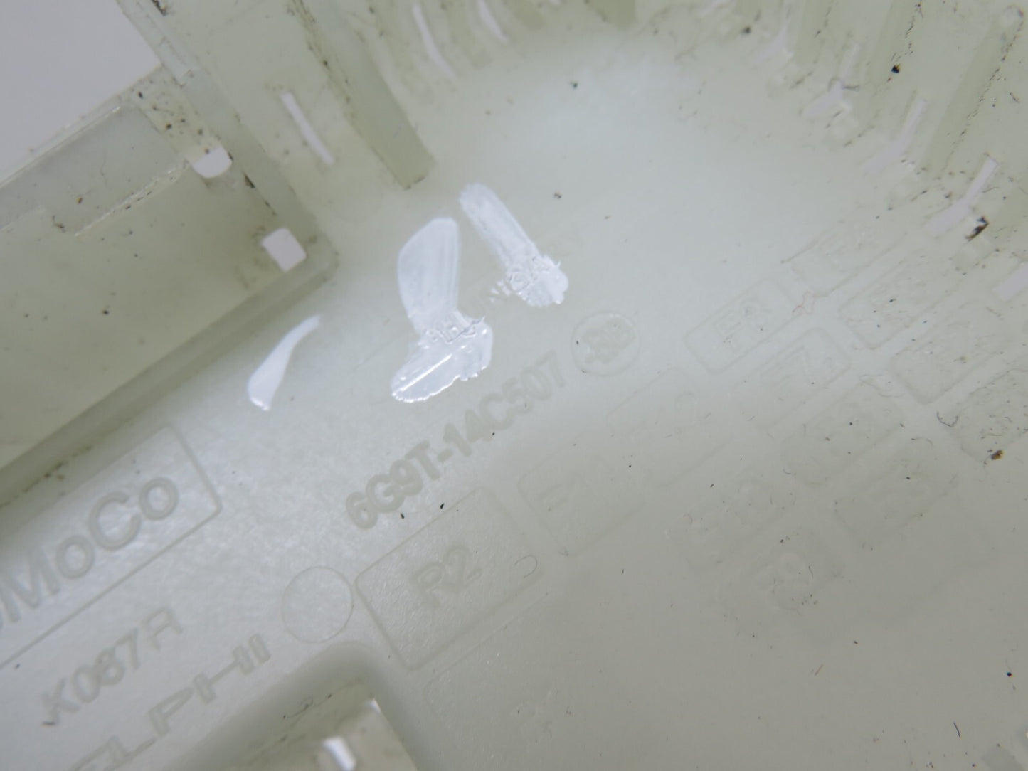 FORD S-MAX REAR BOOT RELAY COVER TRIM 2006-2014 1802-17-18