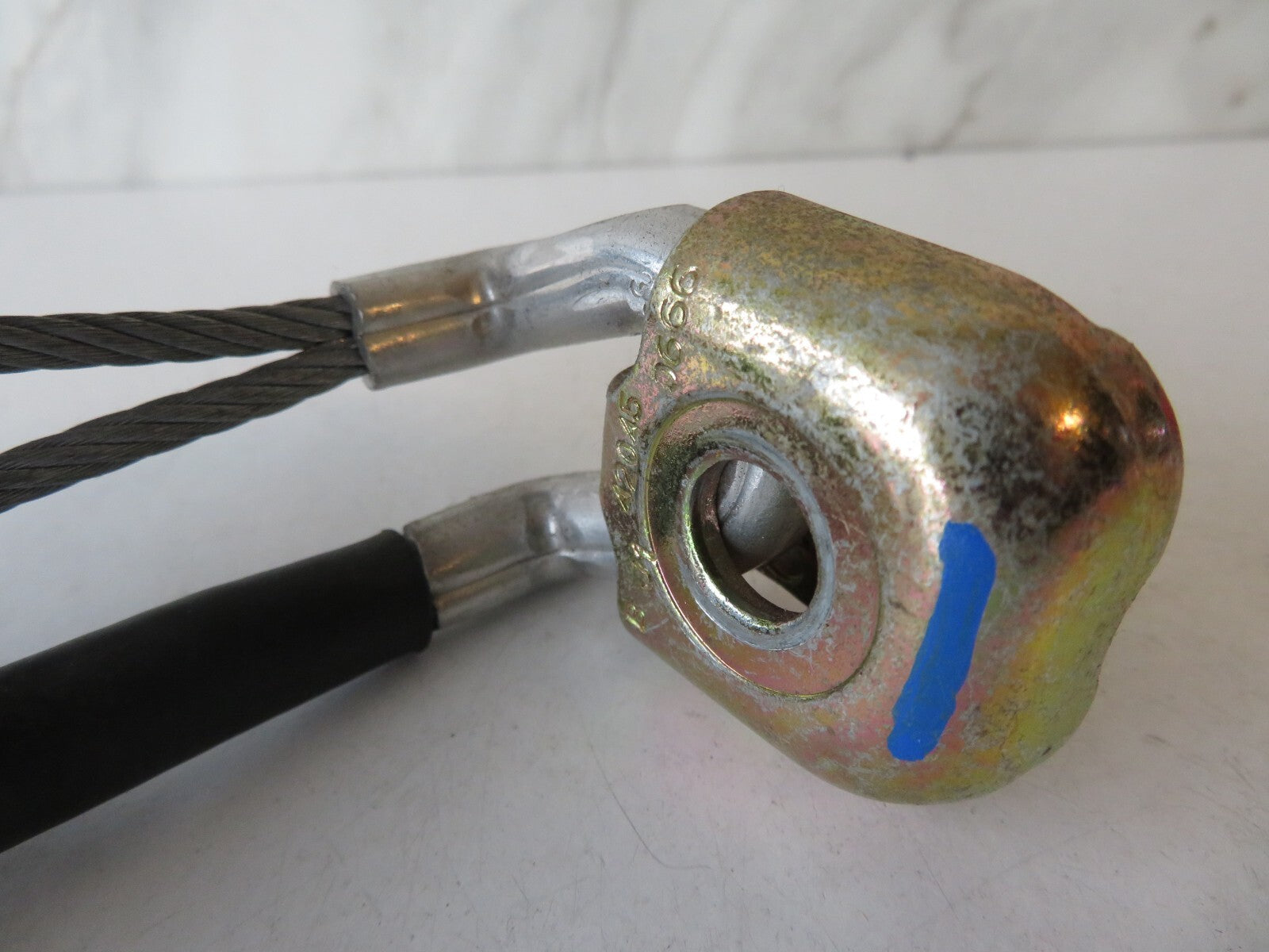 VOLKSWAGEN VW PASSAT B5.5 REAR SEAT BELT BUCKLES 3B0857739C 01-05 AMS1348