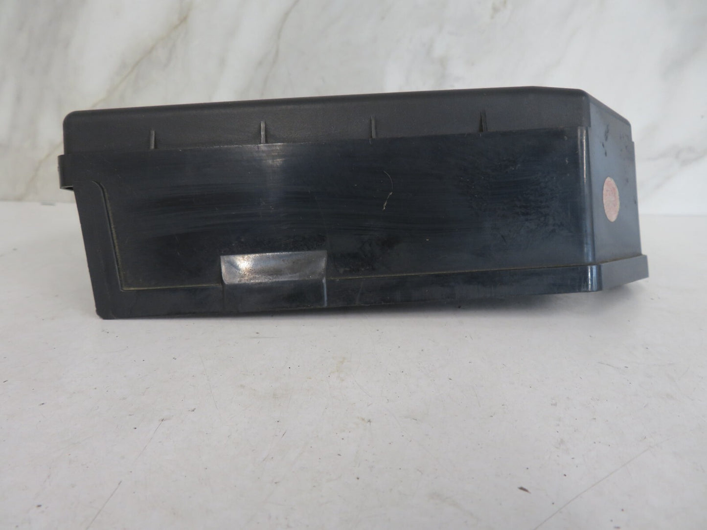 HYUNDAI TIBURON COUPE ENGINE BAY FUSE BOX COVER 91210-2C300 1996-2001 MIX1411-17