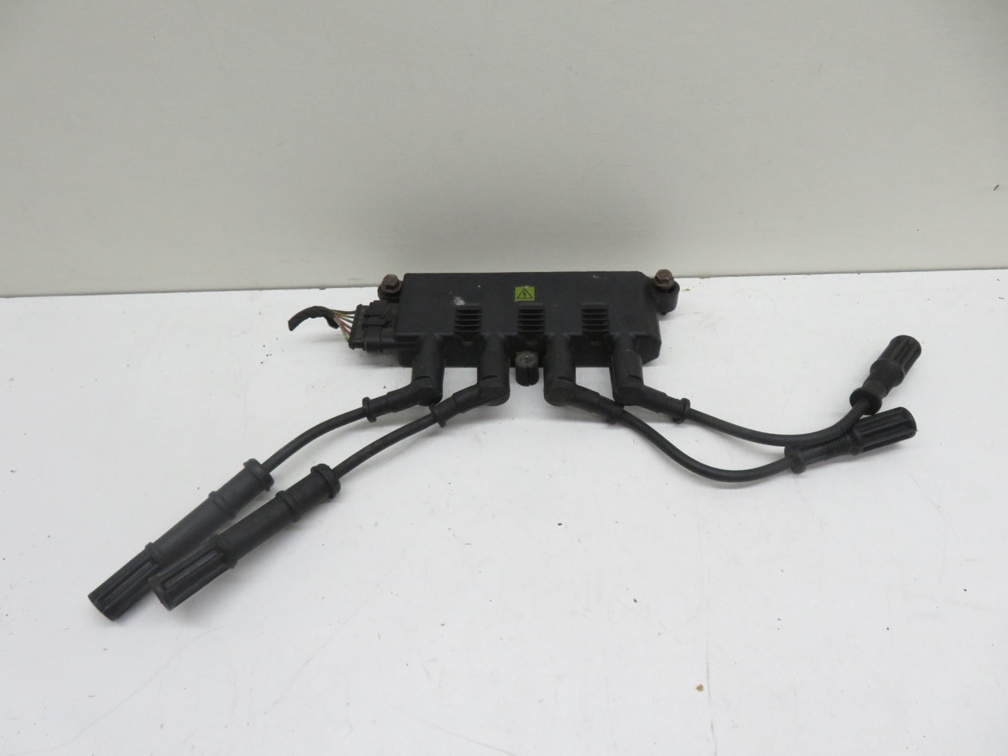 FIAT 500 1.2 IGNITION COIL WITH LEADS 55200112 2007-2012 1854-4