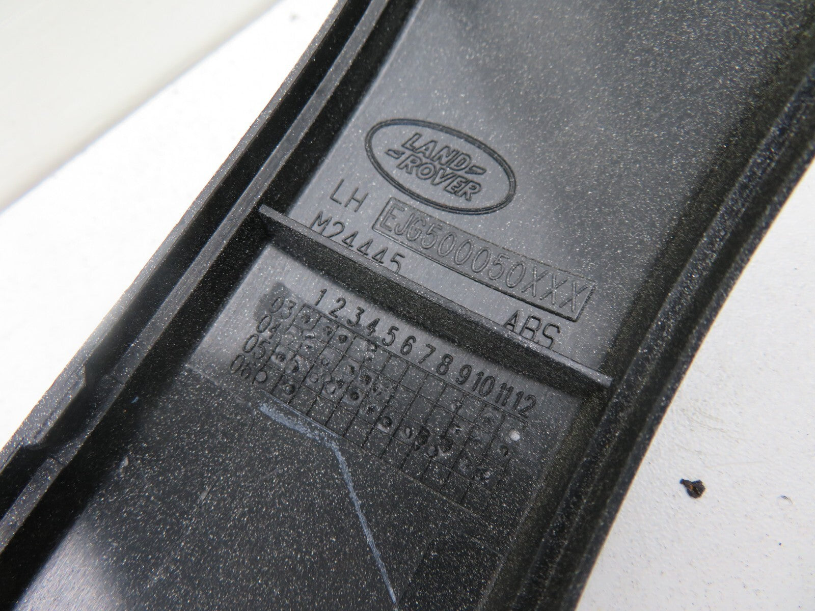 LAND ROVER FREELANDER 1 NS PASSENGER DOOR HANDLE TRIM 1997-2006 1752-2