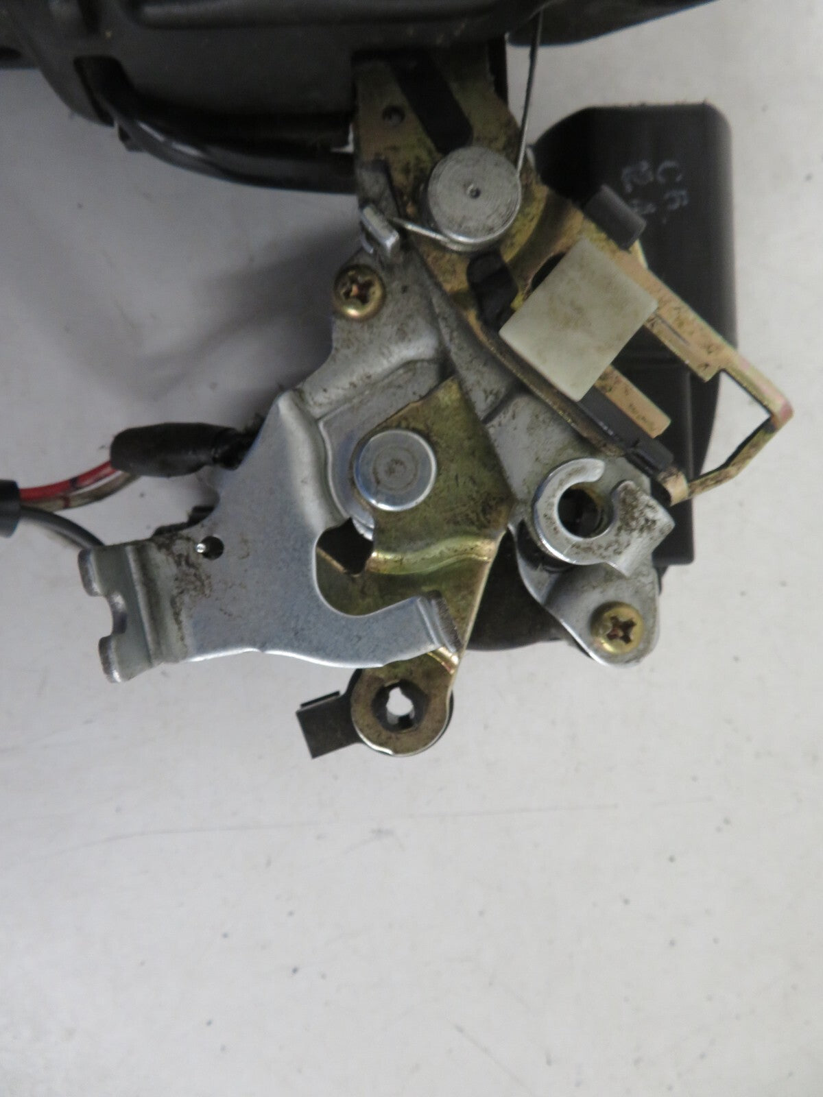 TOYOTA COROLLA BOOT LOCK CATCH 101528-3000 2002-2006 MIX1424-11