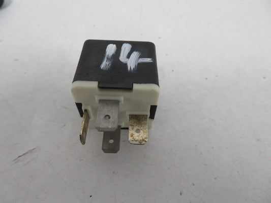 VOLKSWAGEN VW BEETLE 53 141951253B RELAY 1998-2005 1614-14