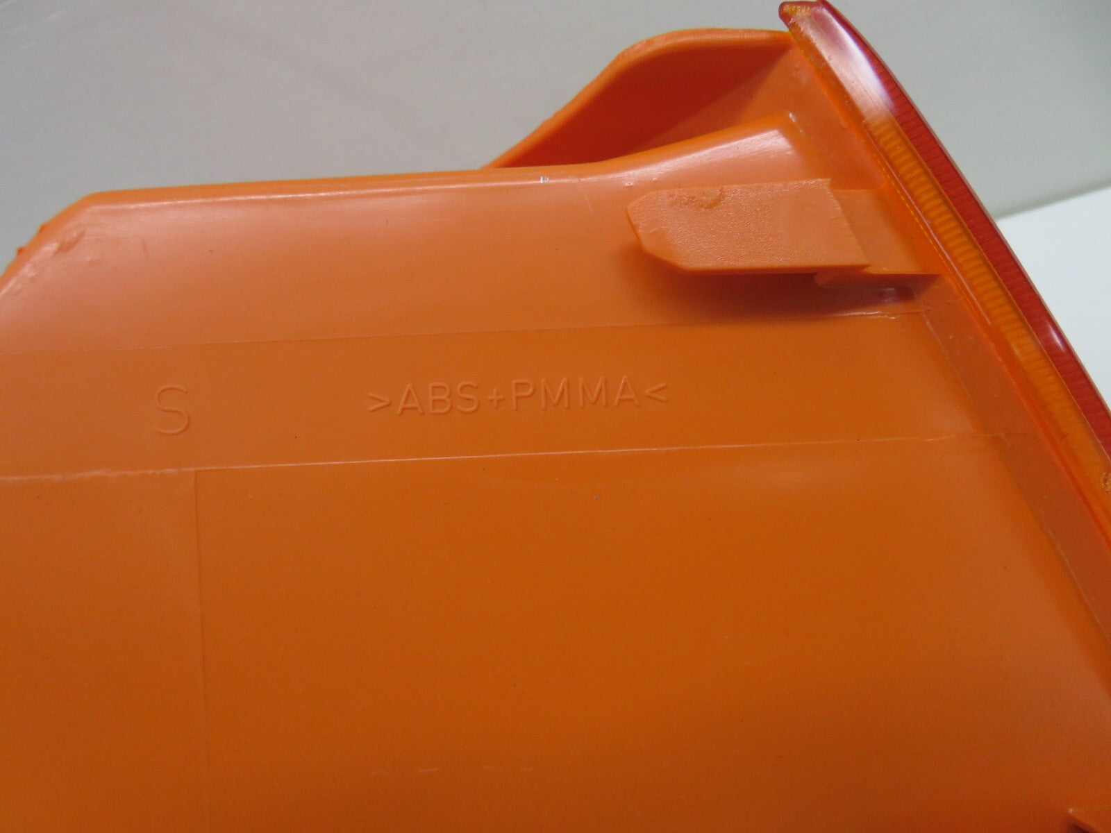 NS PASSENGER SIDE AMBER INDICATOR LIGHT FOR FORD ESCORT 1990-1991