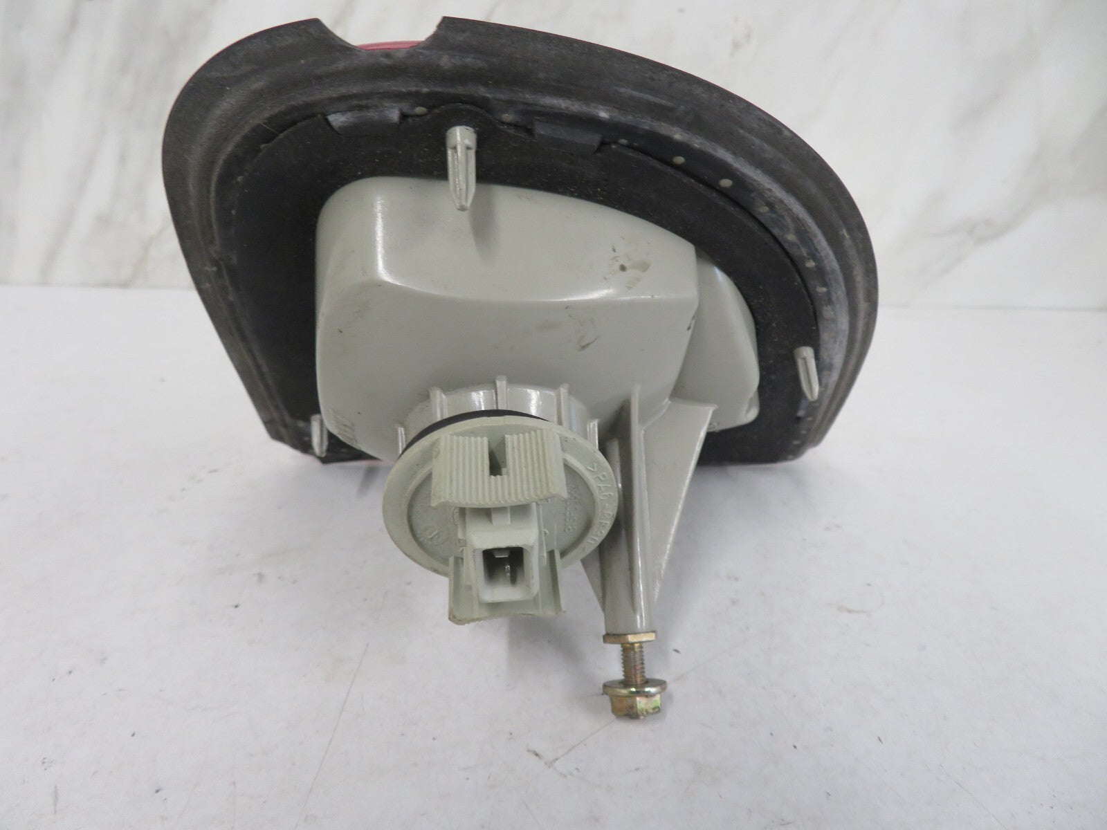 FORD ESCORT NS INNER REAR TAIL LIGHT 1995-2000 MIX1424-7