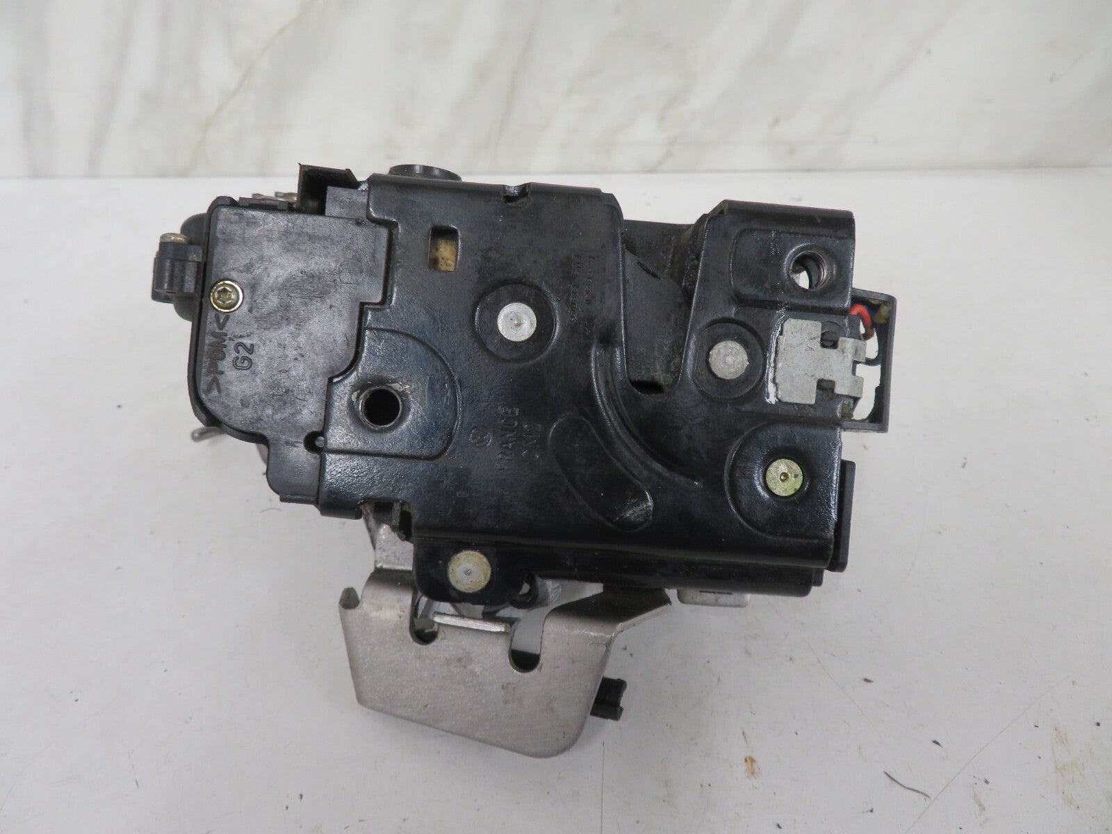 AUDI A6 ALL ROAD 1998-2003 NSR REAR DOOR LOCK CATCH 4B0839015G MIX1411-3