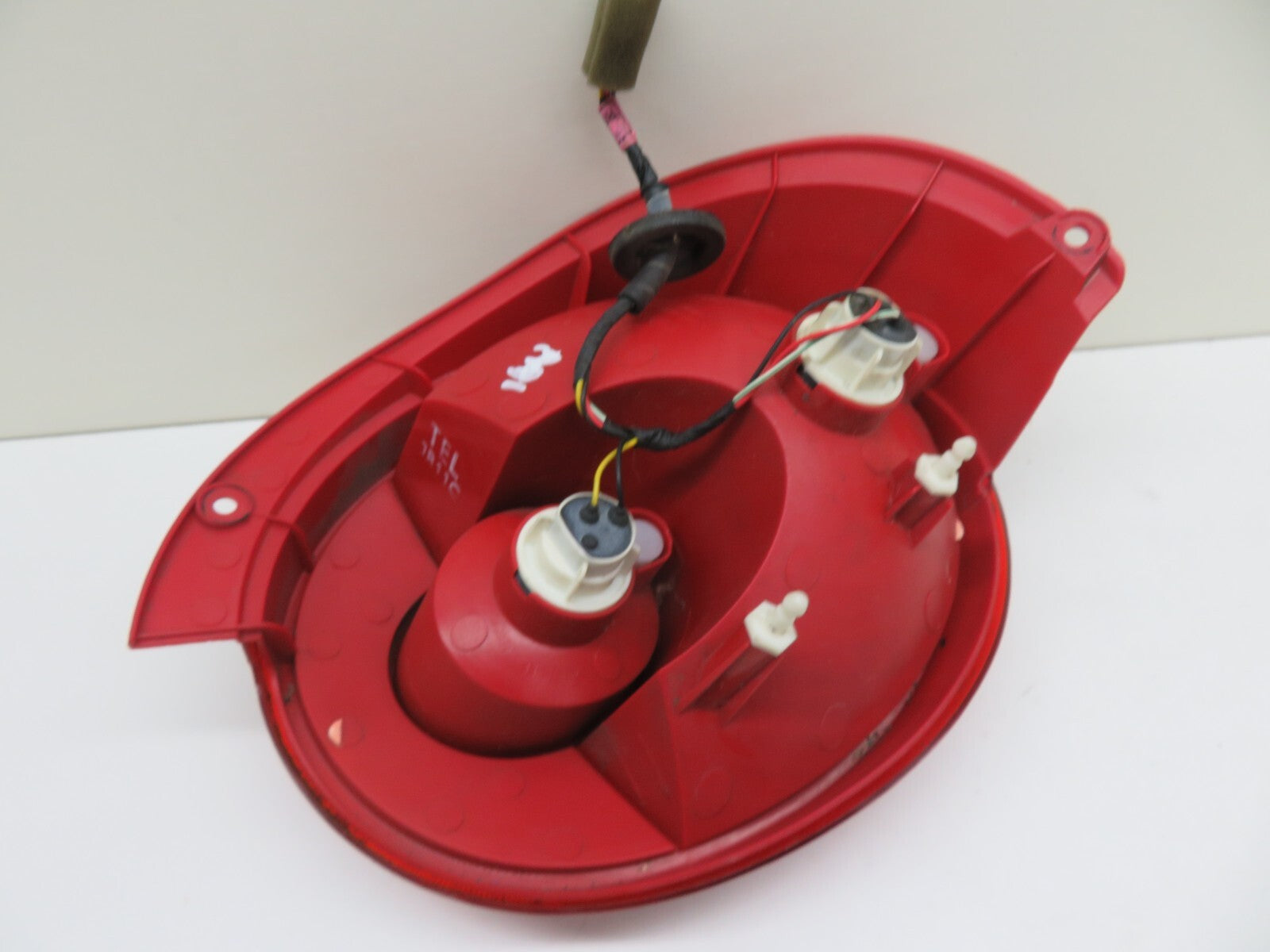 CHEVROLET NS PASSENGER REAR TAIL LIGHT 2005-2010 1228-3