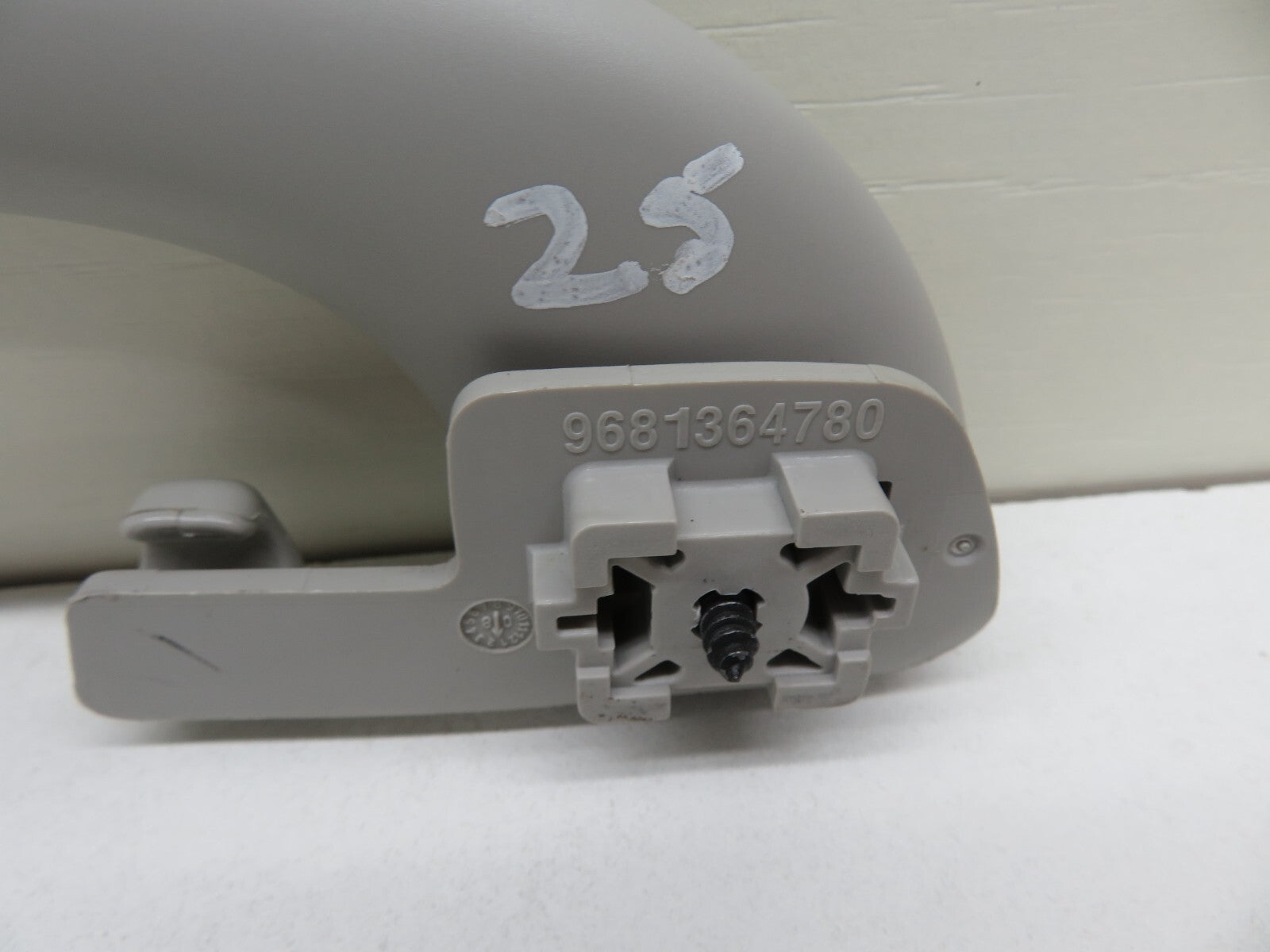 CITROEN C5 X7 REAR ROOF GRAB HANDLE 2008-2015 1528-25