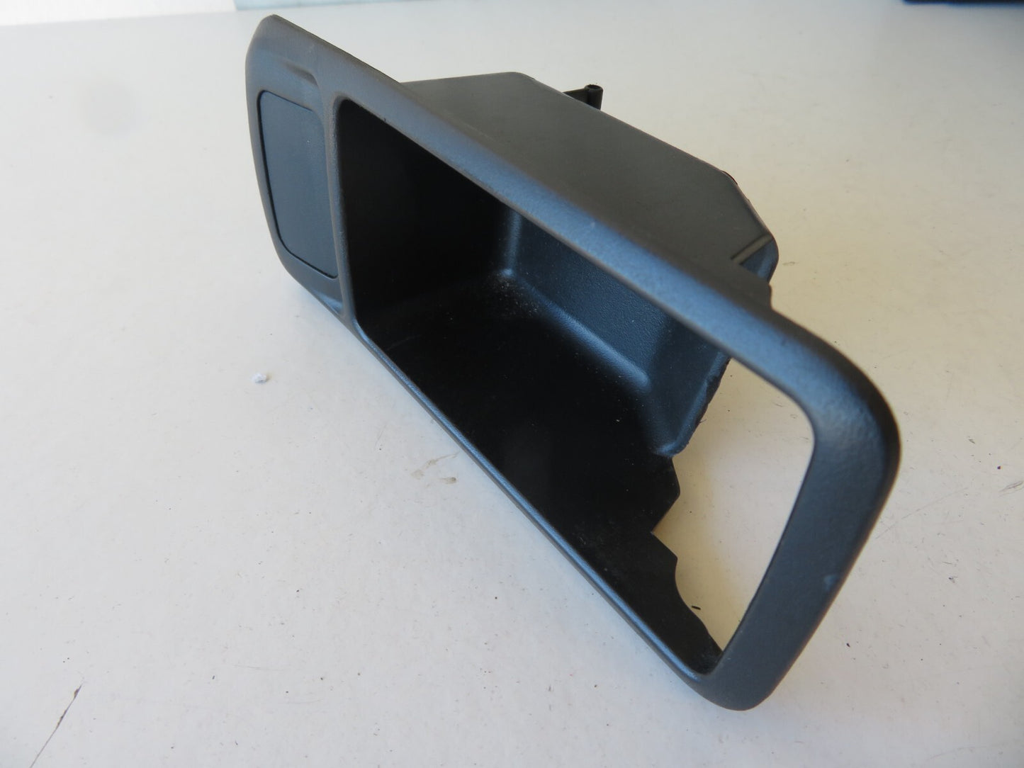 FORD FOCUS MK2 OS INTERIOR DOOR HANDLE TRIM 2008-2011 AMS1216