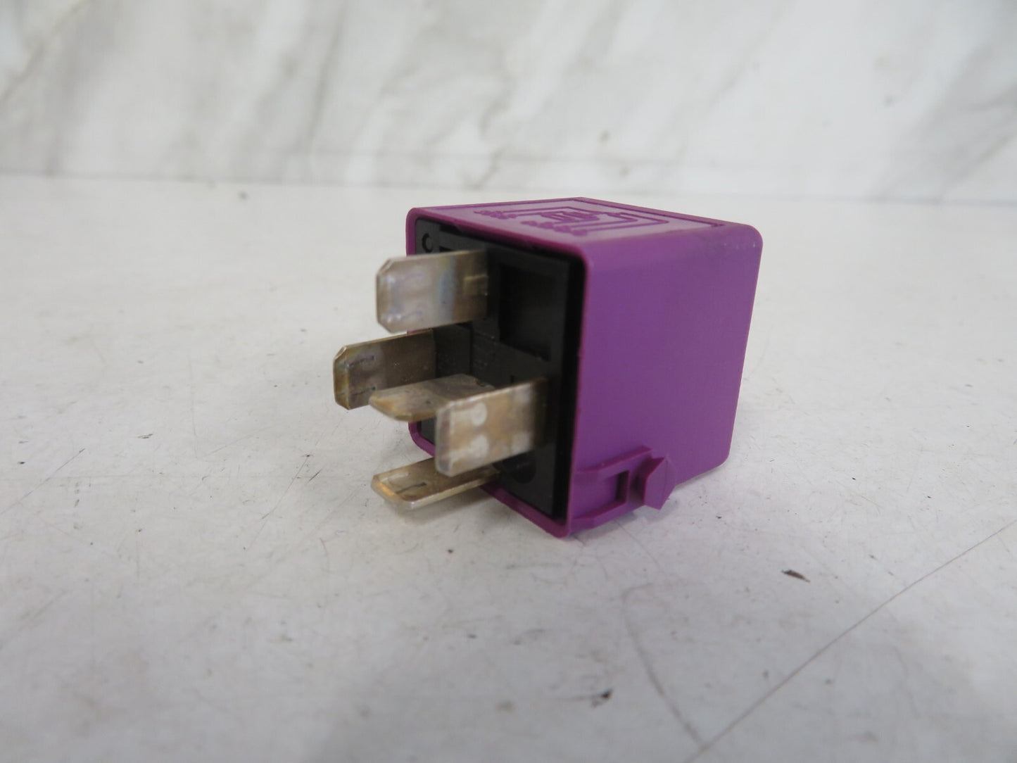 BMW 5 SERIES E39 RELAY 1388911 1996-2003 1518-17