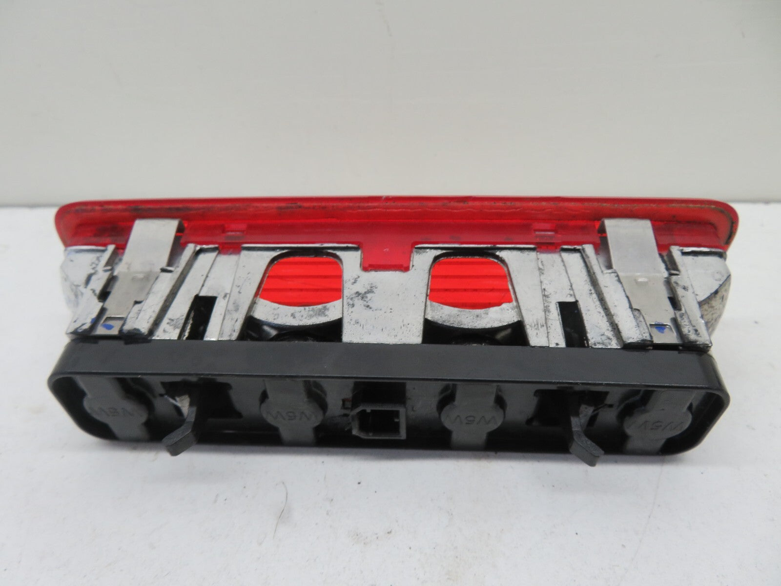 PEUGEOT BIPPER REAR UPPER MIDDLE BRAKE LIGHT 2008-2015 1721-17