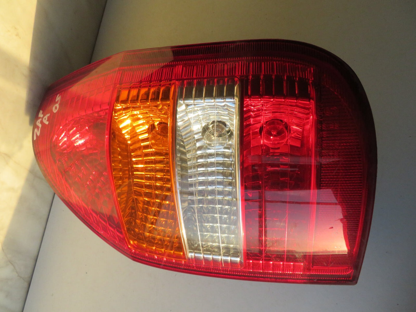 VAUXHALL ZAFIRA A OS REAR TAIL LIGHT 1999-2005 BK1518