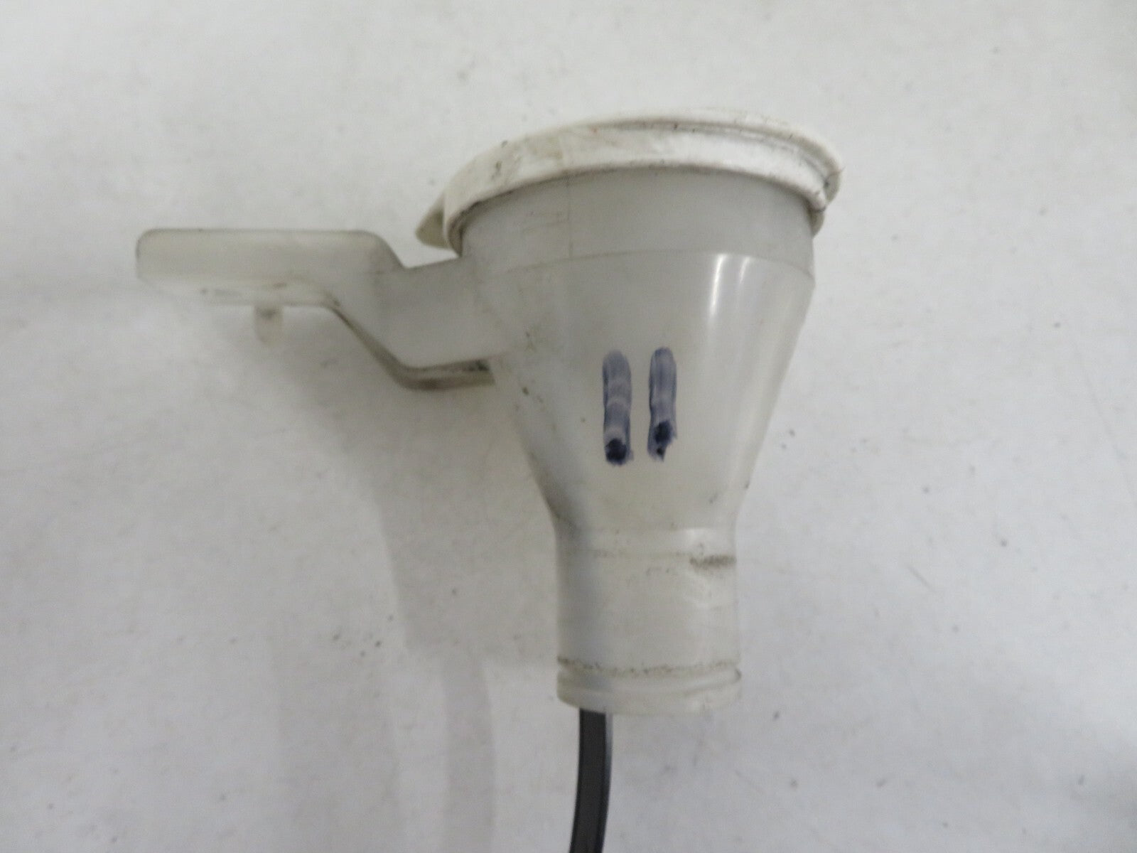 PEUGEOT 4007 WASHER BOTTLE FLUID CAP 2007-2012 1630-11