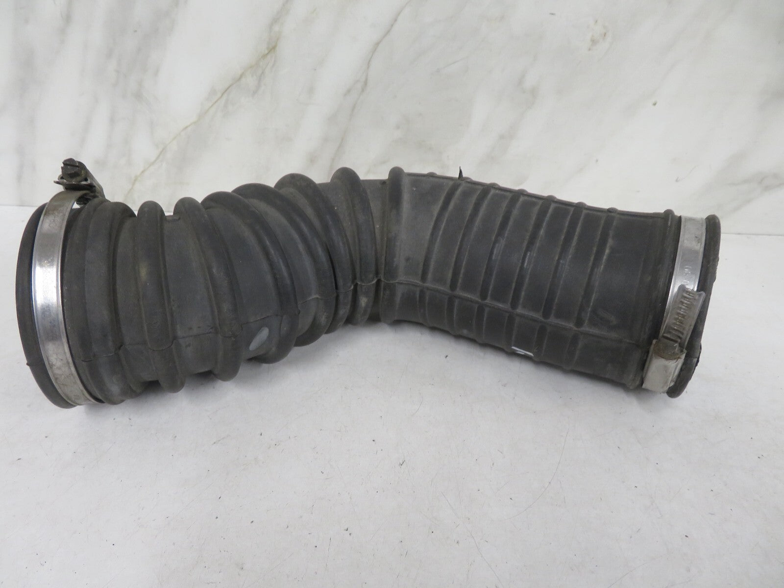 FORD PUMA AIR INTAKE PIPE 96MF-9C623-AE 1997-2002 1350-8