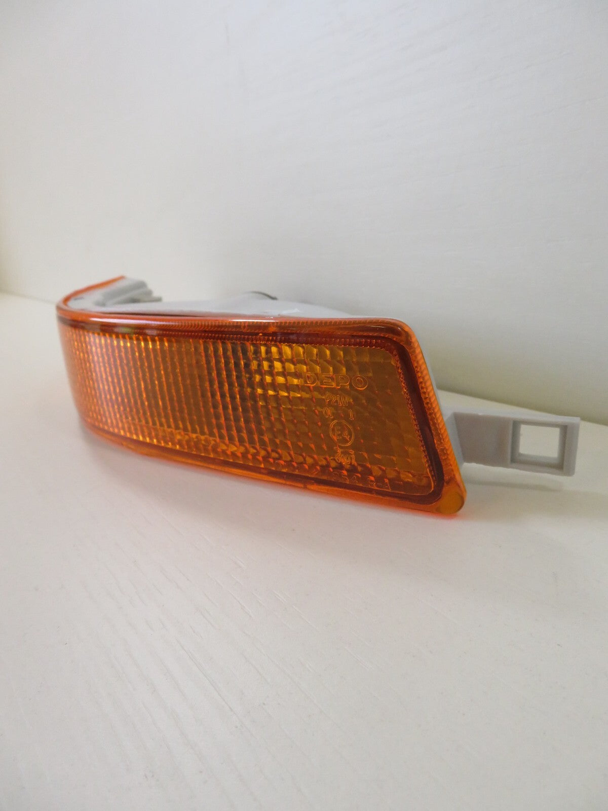 OS DRIVER RH FRONT INDICATOR LIGHT FOR TOYOTA COROLLA 212-1654R-AE 1992-1994