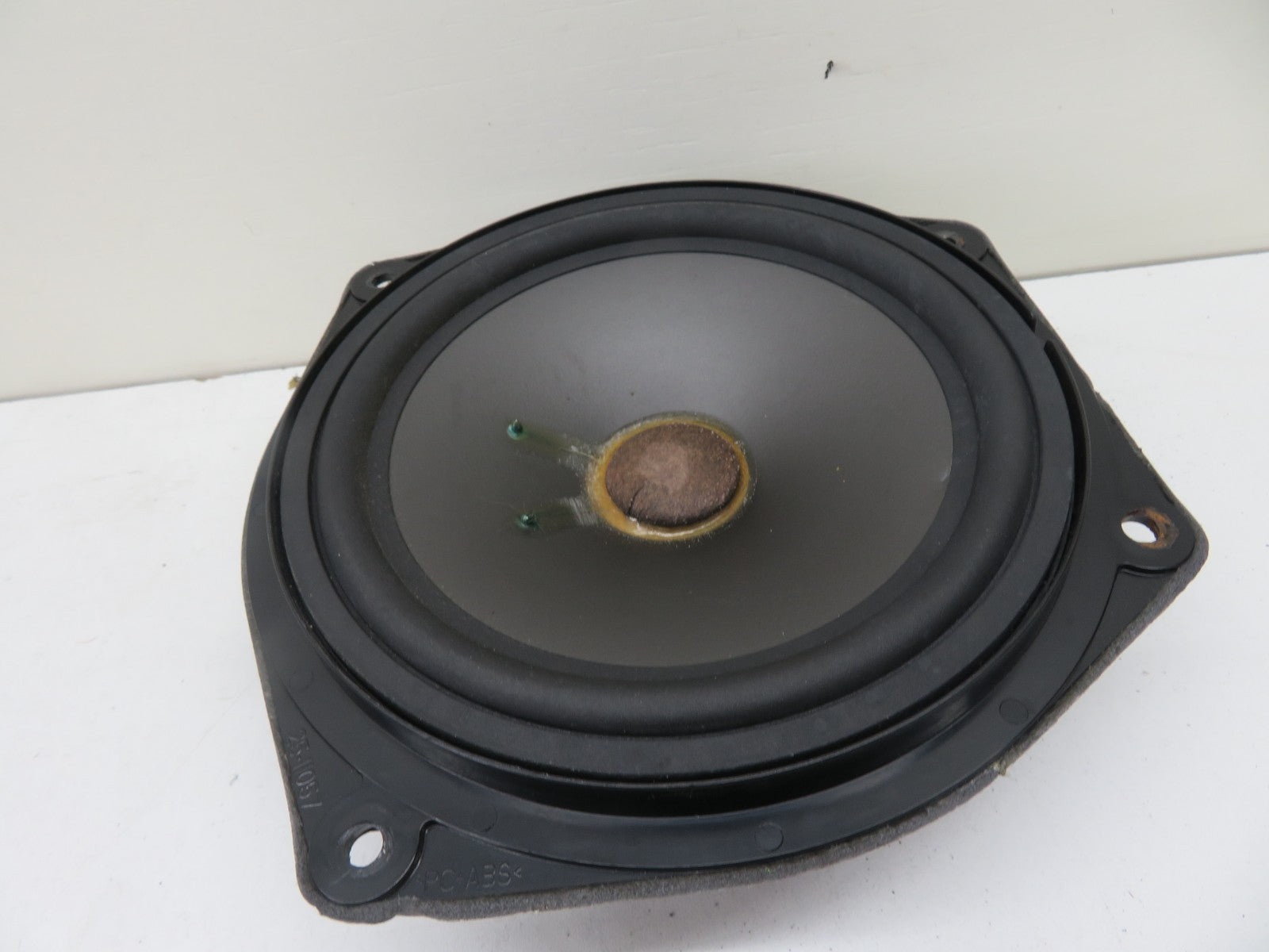 LAND ROVER FREELANDER 1 DOOR SPEAKER HARMON KARDON XQM101591 2004-2006 1672-15