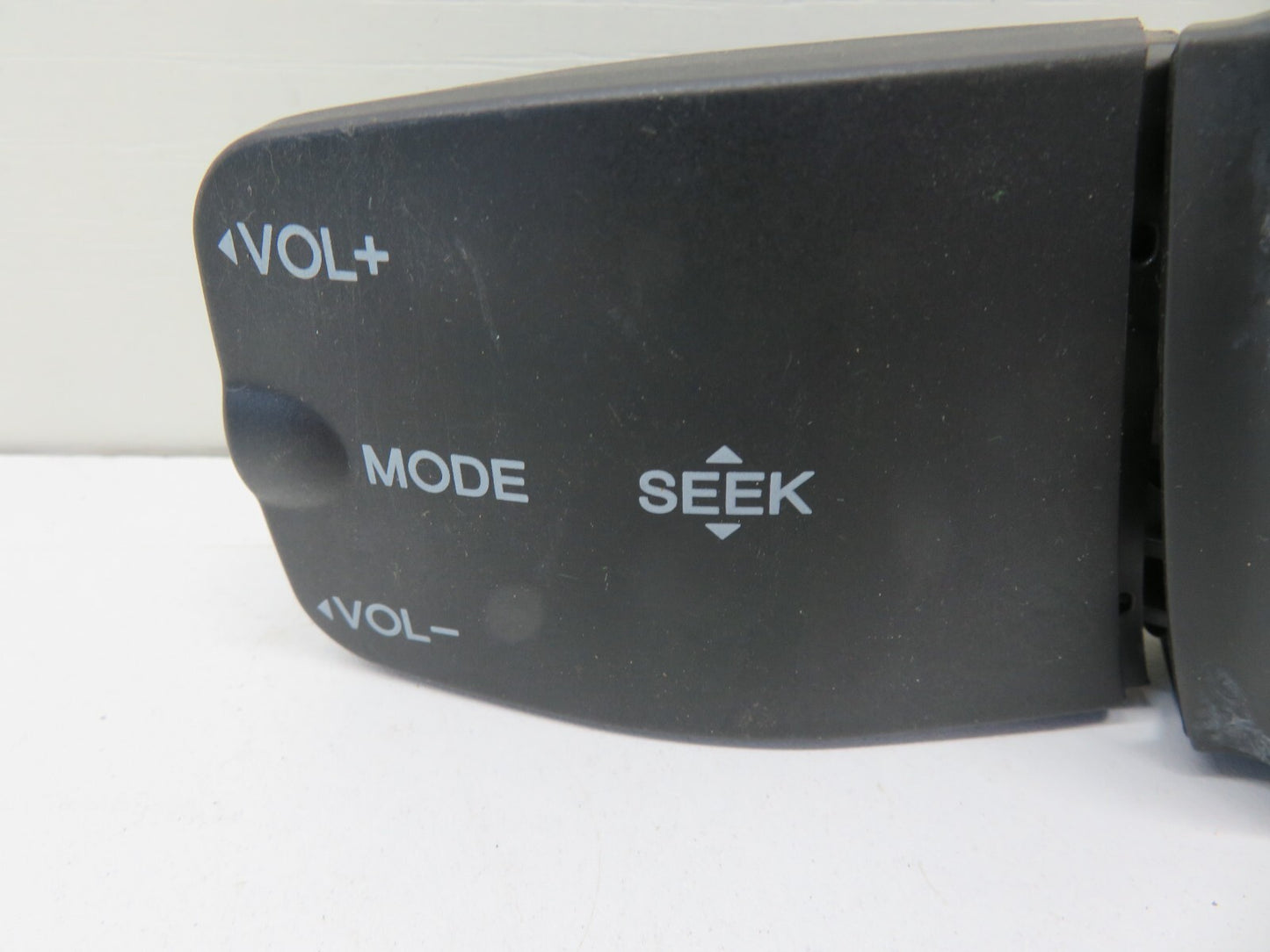 FORD FOCUS ST STEERING WHEEL VOLUME CONTROL SWITCHES 2006-2010 1299-19