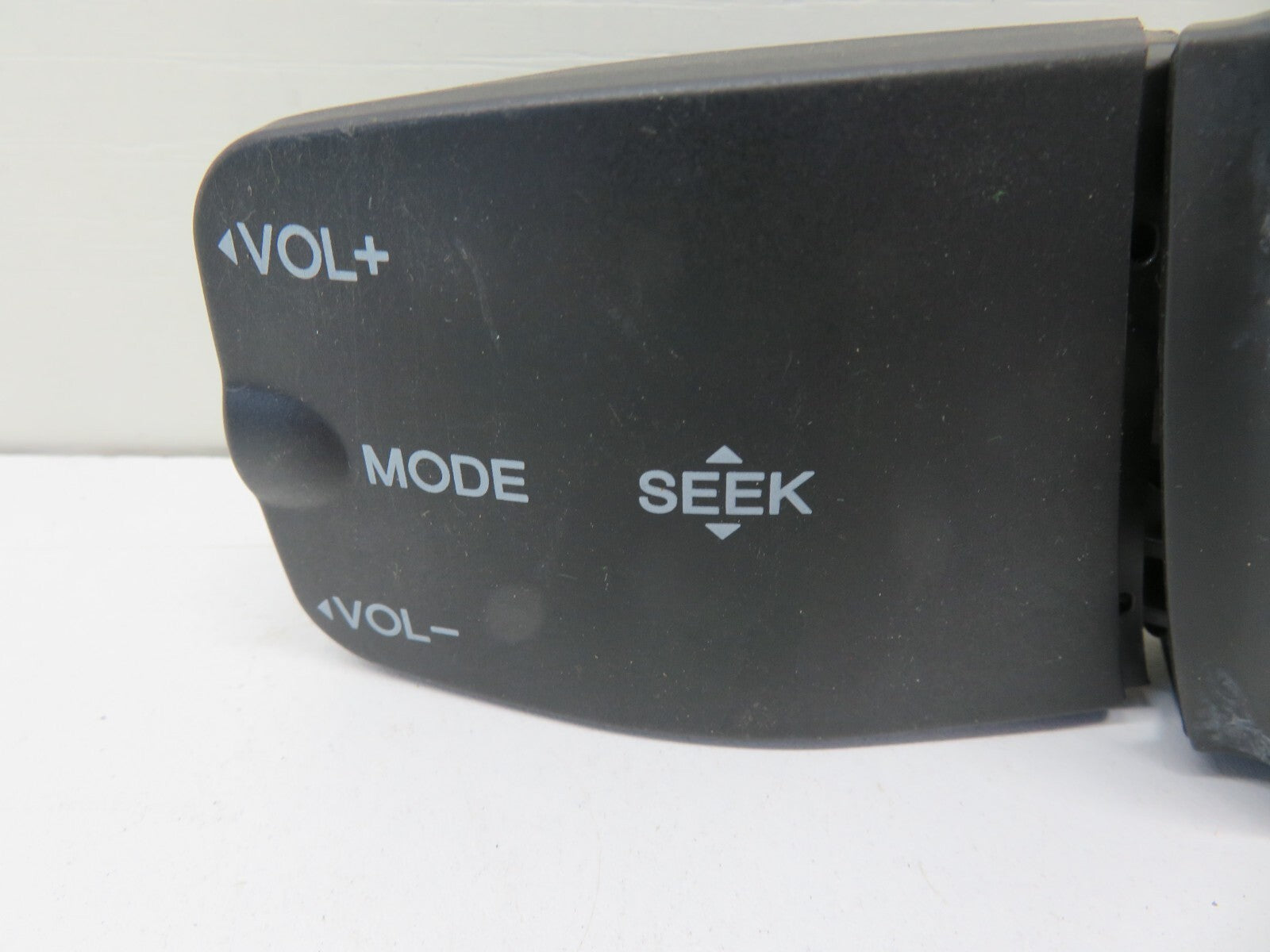 FORD FOCUS ST STEERING WHEEL VOLUME CONTROL SWITCHES 2006-2010 1299-19