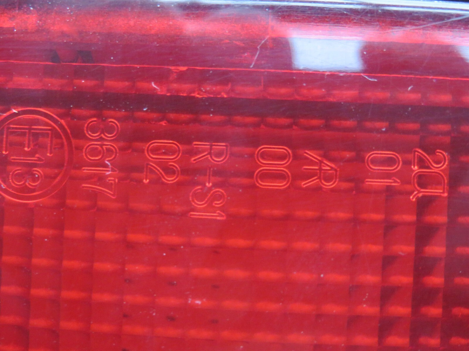 TOYOTA RAV 4 OS REAR TAIL LIGHT 1996-2000 A1142-4