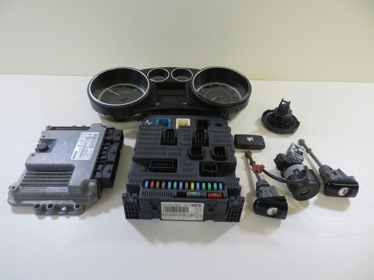 PEUGEOT 308 ENGINE ECU KIT LOCK SET 9664257580 2007-2013 1420-1