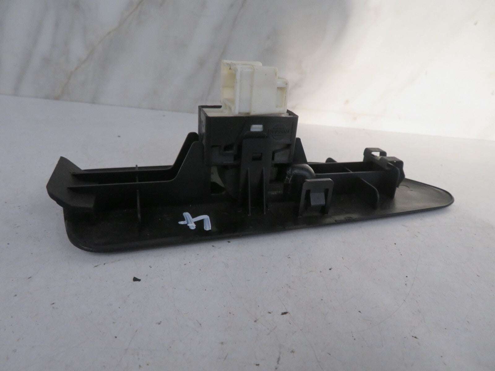 NISSAN ALMERA NS PASSENGER WINDOW SWITCHES 1998-2000 1624-4