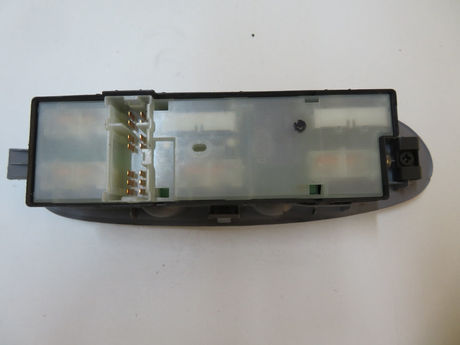 NISSAN ALMERA TINO OS DRIVER WINDOW SWITCH 2000-2006 B7