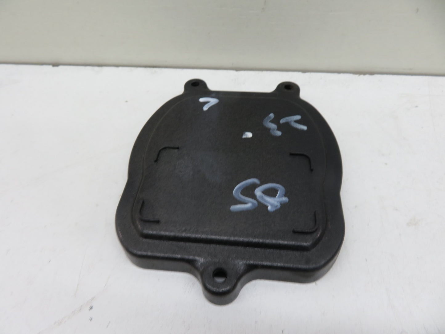 VAUXHALL MOKKA HEADLIGHT BULB COVER TRIM OS DRIVER 2012-2016 1147-7