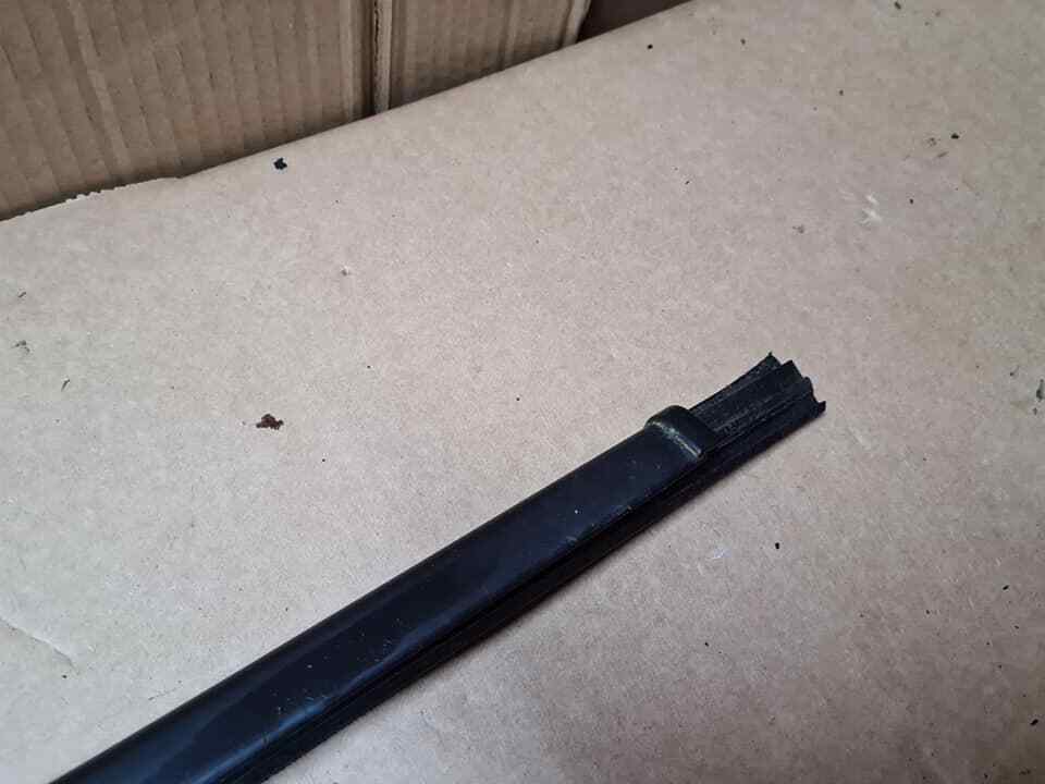 SUZUKI JIMNY NS DOOR WEATHER STRIP 1998-2015 