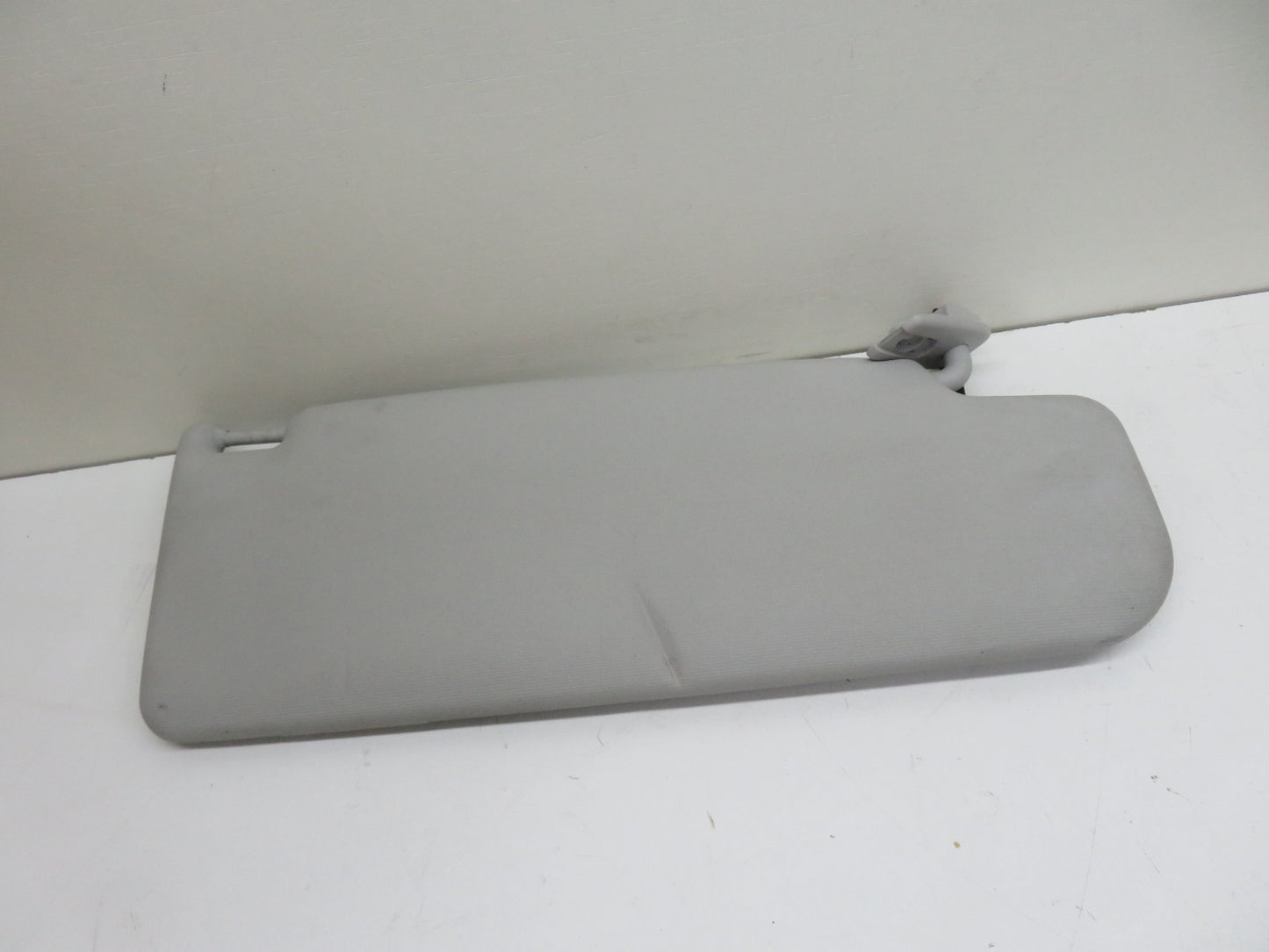 VW GOLF MK6 NS PASSENGER SUN VISOR 2009-2013 REF-1
