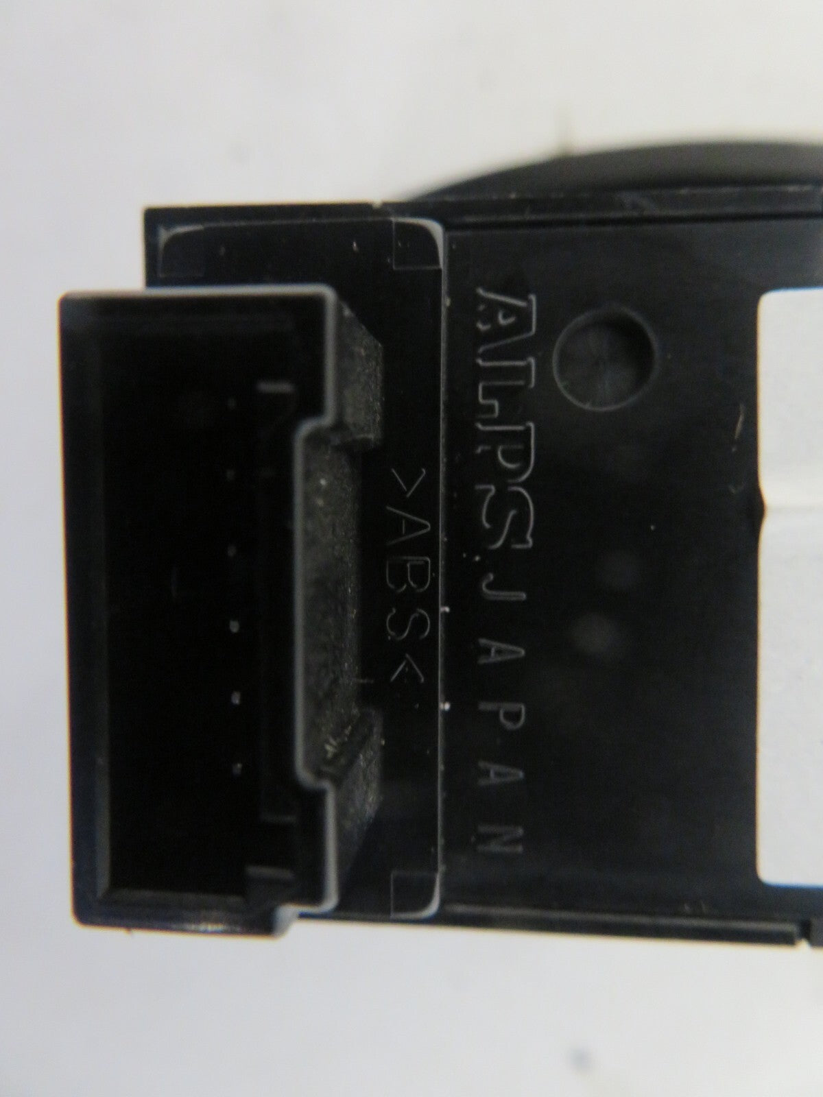 ROVER 75 NS PASSENGER REAR WINDOW SWITCH YUD000500PUY 1999-2005 1516-10