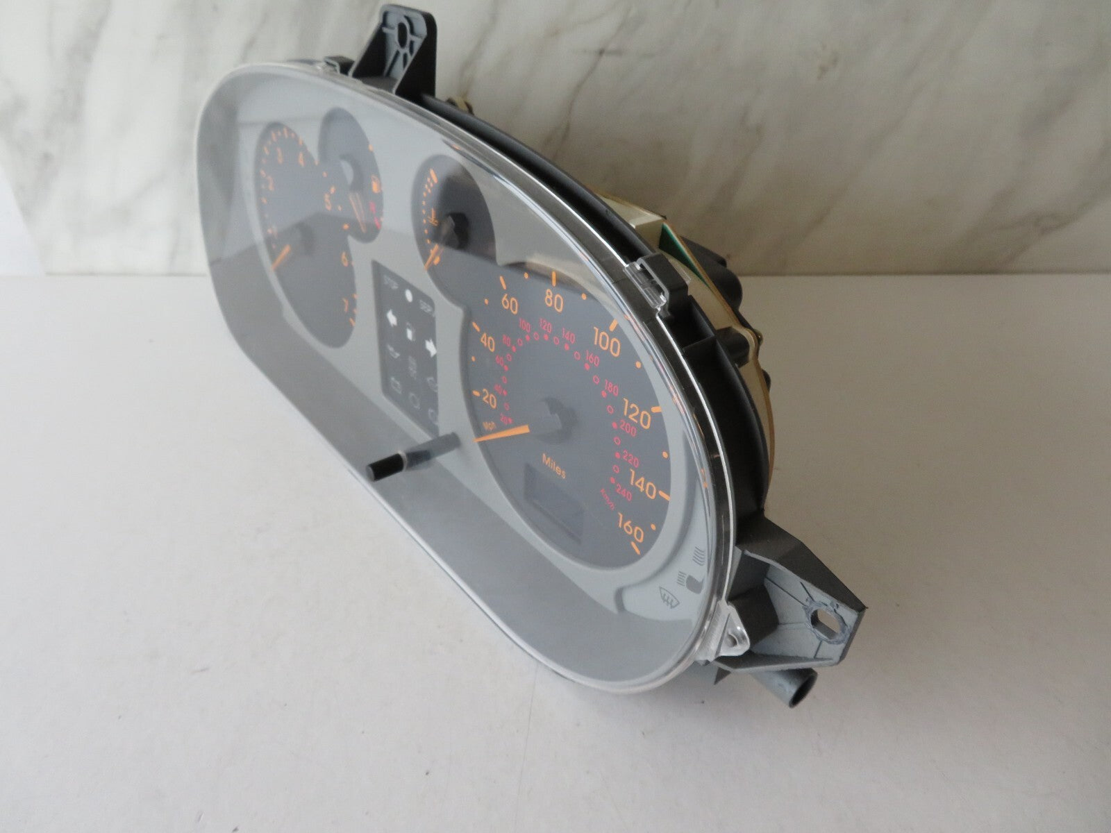 RENAULT SCENIC MK1 INSTRUMENT SPEEDO CLUSTER p8200215696 1999-2003 AMS1233