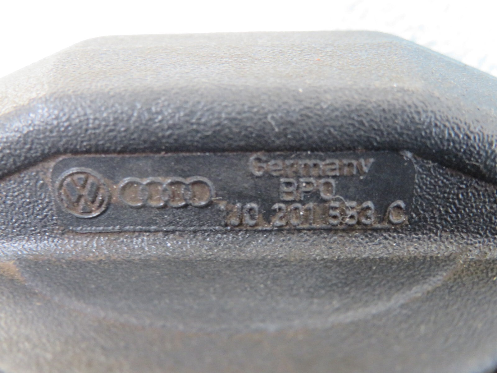 AUDI A8 D2 FUEL CAP 1994-2003 A1344-11