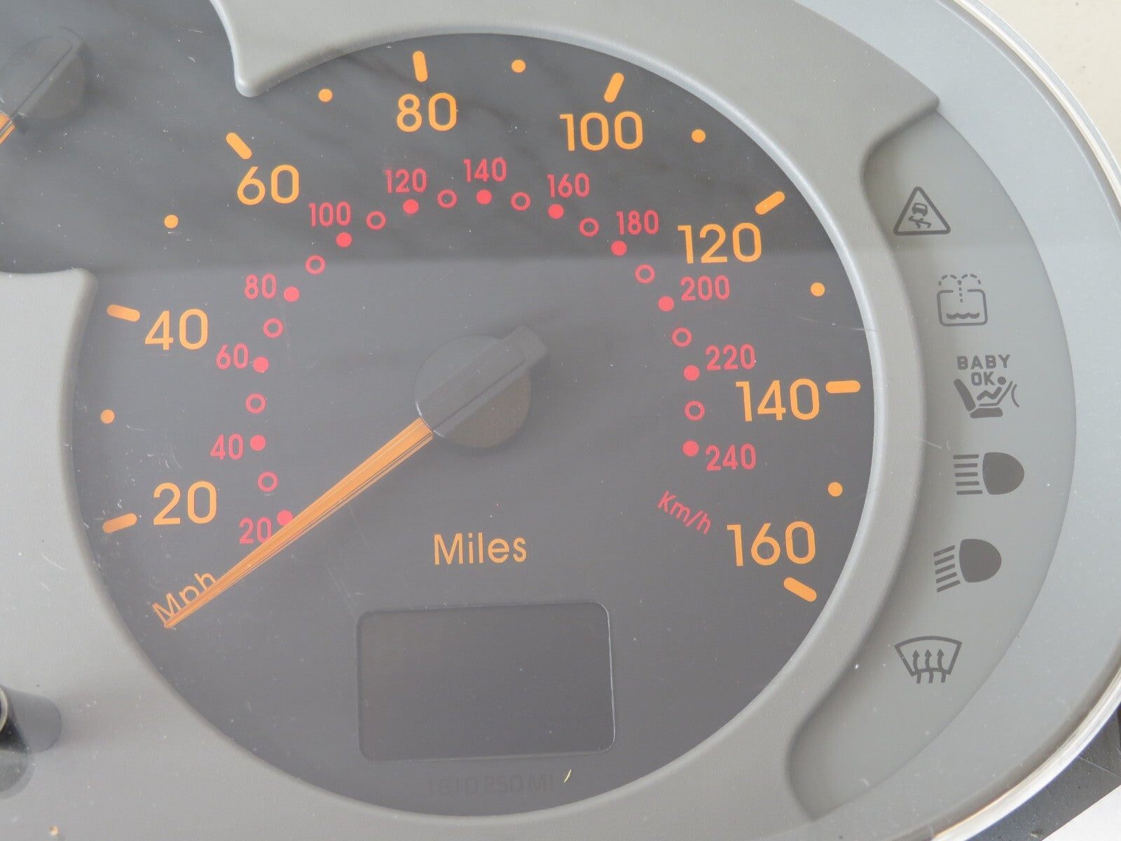 RENAULT SCENIC MK1 INSTRUMENT SPEEDO CLUSTER p8200215696 1999-2003 AMS1233