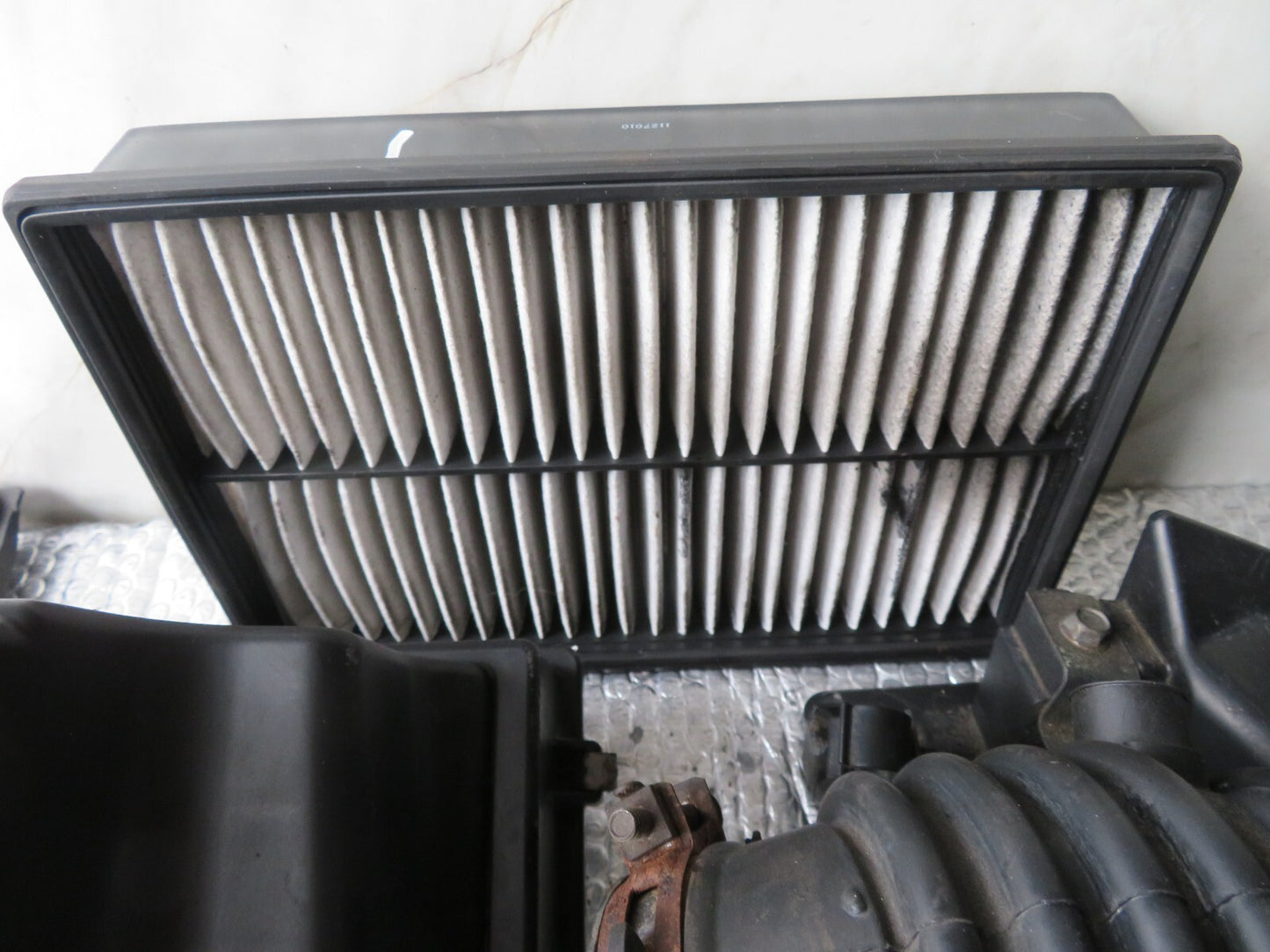 MAZDA 5 MPV AIR FILTER BOX 1.8 PETROL 2005-2010 A1231-1